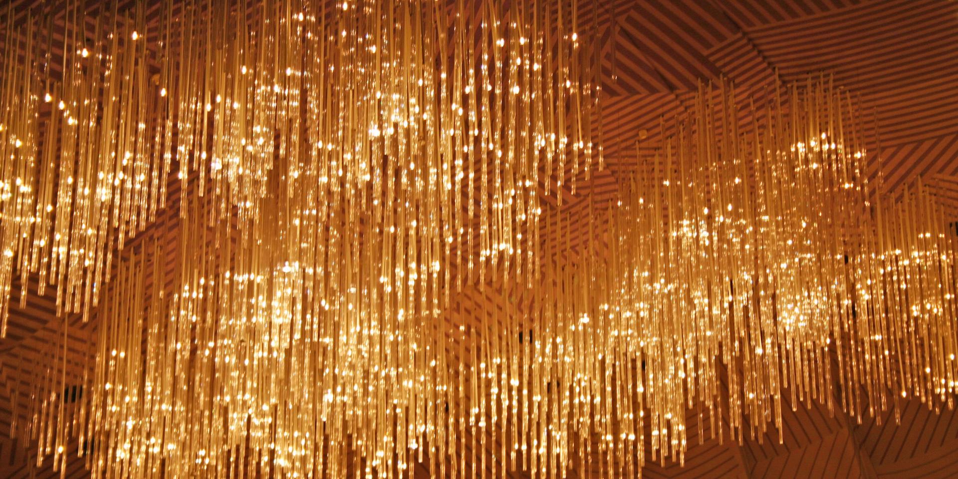 Il lampadario del Teatro Regio "La nuvola" Il lampadario del Teatro Regio "La nuvola"