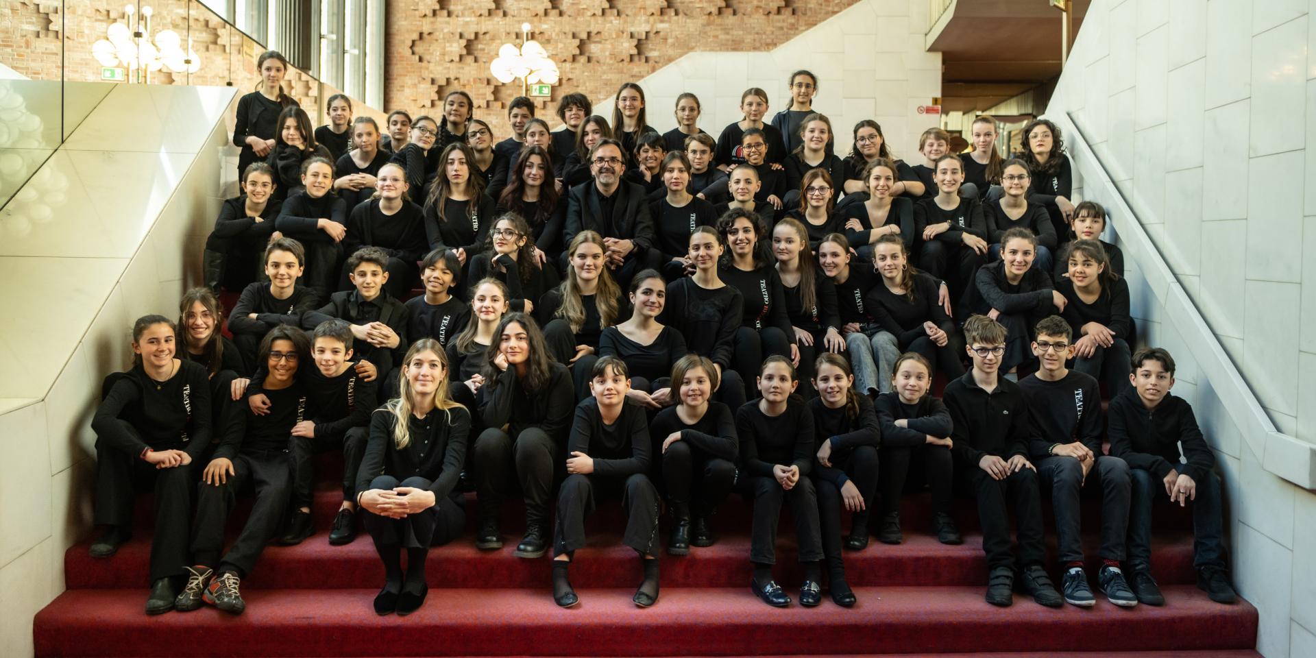 Il Coro delle voci bianche Teatro Regio Torino con il maestro Claudio Fenoglio