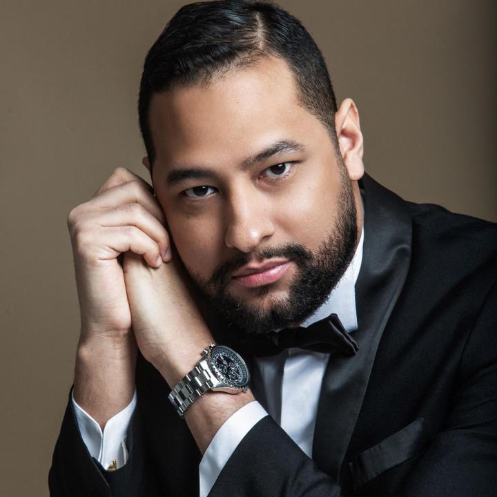 Gustavo Castillo Gustavo Castillo